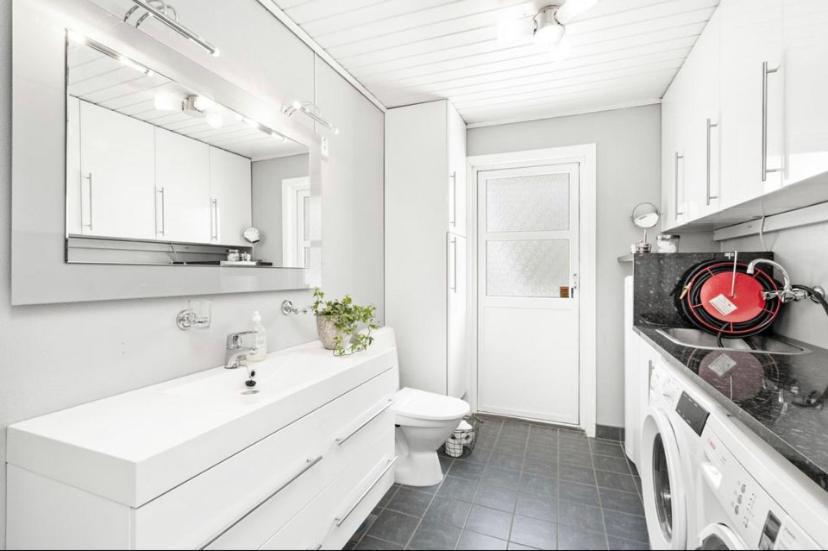 Sjarmerende Familievennlig Hus Med 2 Soverom Kristiansand Luaran gambar